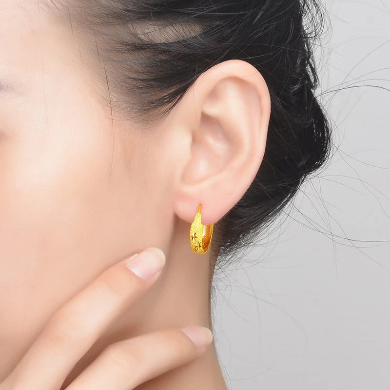 JLZB 24K Pure Gold Earring Real AU 999 Solid Gold Earrings Beautiful GSPECIFICATIONSBrand Name: JEWEASTMain Stone: NONEMetals Type: Yellow GoldMetal Stamp: 24KFine or Fashion: FineModel Number: ZJEH-5005Style: ClassicCertificate Type: Jewelry CirclesJewelry CirclesJLZB 24K Pure Gold Earring Real AU 999 Solid Gold Earrings Beautiful Gypsophila Upscale Classic Fine Jewelry Hot Sell