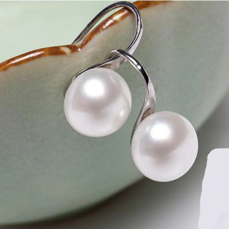 Glamour Earrings Sale Natural Freshwater Pearl Earrings Korean FashionSPECIFICATIONSBrand Name: ZHEGUOYAOLUMaterial: PEARLPearl Type: Simulated-pearlMetals Type: Zinc alloyOrigin: Mainland ChinaModel Number: Pearl ear-ringsItem Type: EJewelry CirclesJewelry CirclesGlamour Earrings Sale Natural Freshwater Pearl Earrings Korean Fashion 2019