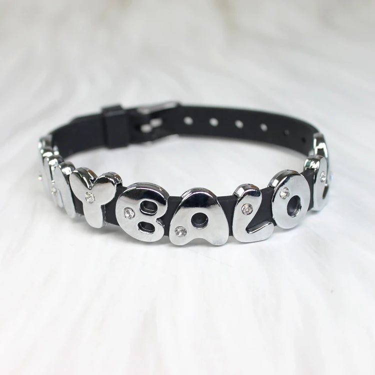 21cm Bracelet Lyric With Letters Black White Slide Charms Letters WithSPECIFICATIONSBrand Name: NoneOrigin: Mainland ChinaGender: UnisexMetals Type: Zinc alloyBracelets Type: Cuff BraceletFine or Fashion: FashionMaterial: Alloy
21cm BrJewelry CirclesJewelry CirclesLetters Black White Slide Charms Letters